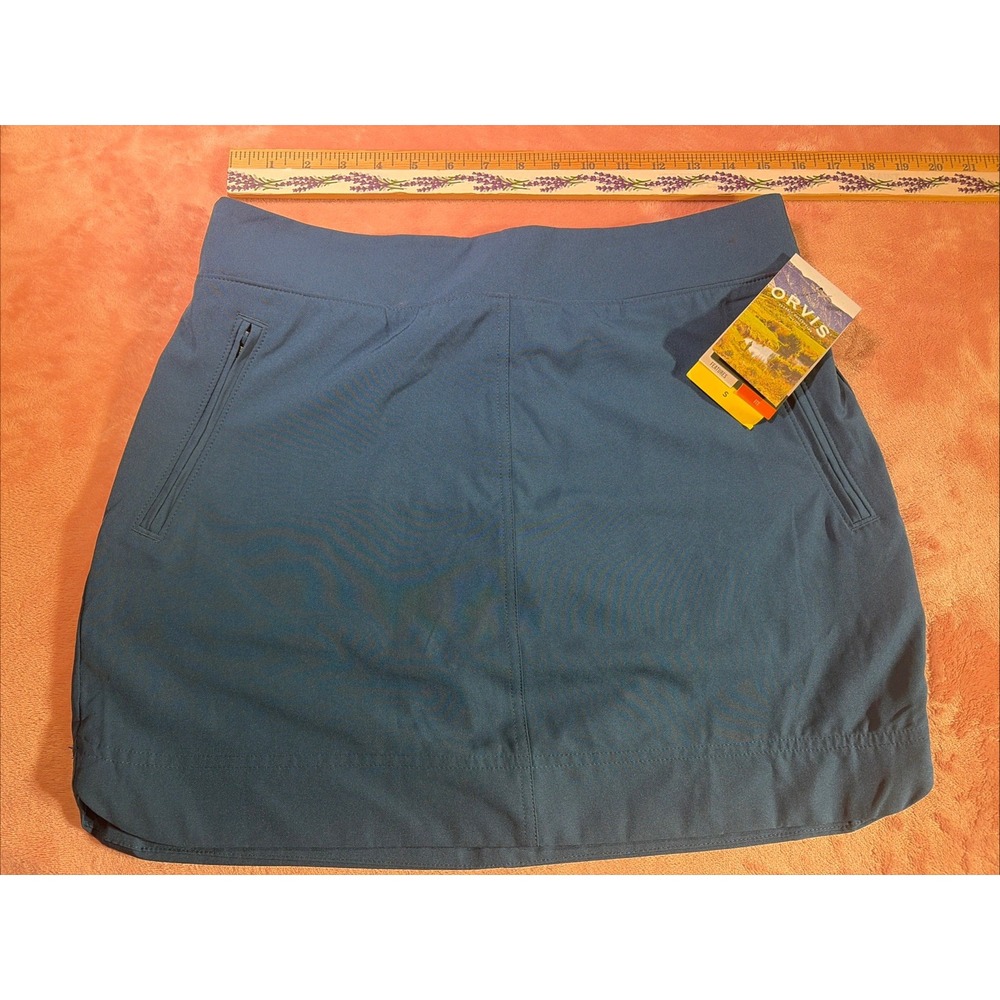 Orvis Travel Skort. Poseidon Blue. Size Small. Active, Comfortable. NWT.